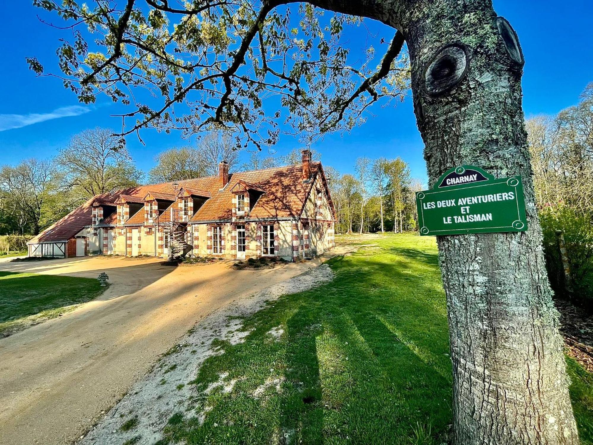 Les Chambres De Charnay - Calme Charme Et Confort A 5 Mn Du Peage Vierzon Esterno foto